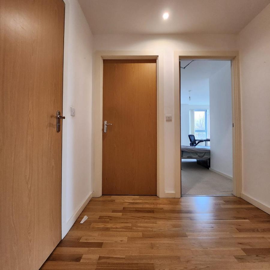 Shared Apartment - Walking From Leeds City Center Bagian luar foto