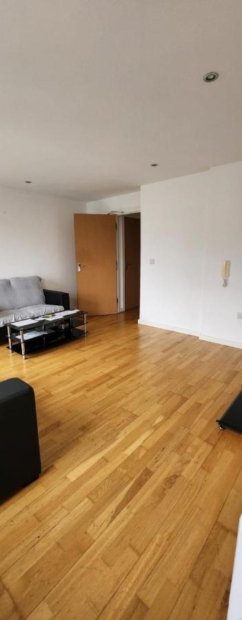 Shared Apartment - Walking From Leeds City Center Bagian luar foto